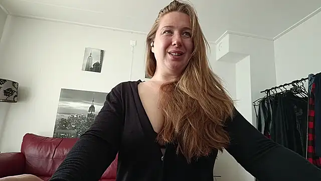 MazySunny online show from May 21, 7:06 am