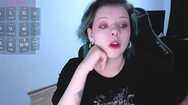 Snapshot of Alice_Zev chatting on September 14, 3:32 pm Alice Zev online show from September 14, 3:32 pm