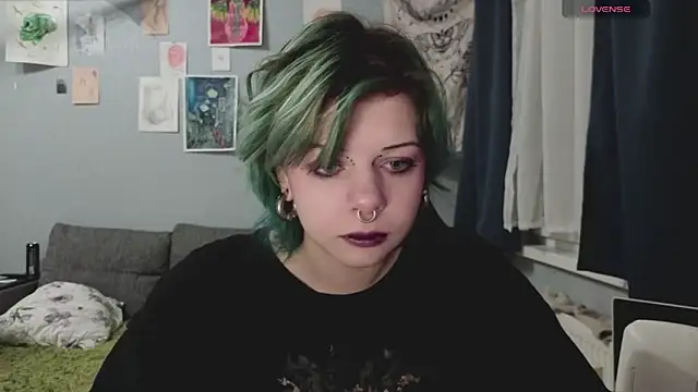 Snapshot of Alice_Zev chatting on October 3, 7:08 pm Alice Zev online show from October 3, 7:08 pm