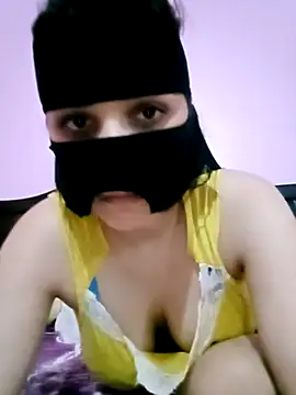 Snapshot of ayamohamedAbozeed chatting on October 22, 8:08 am ayamohamedAbozeed online show from October 22, 8:08 am