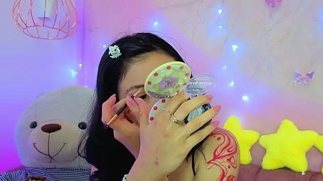 april bennett online show from February 20, 12:29 pm