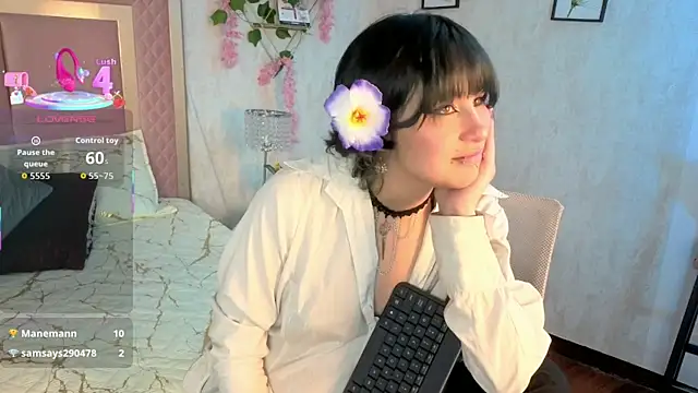 RobinBennett online show from November 23, 1:02 pm