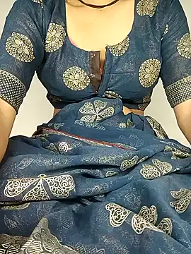 Snapshot of Aasha_devi05 chatting on October 14, 11:18 pm Aasha devi05 online show from October 14, 11:18 pm