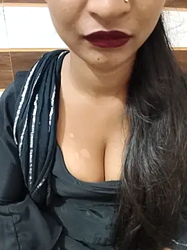 Itz Mayra  online show from October 23, 7:47 am