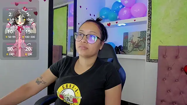 susan mooree online show from March 23, 8:59 pm