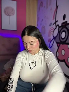 Megaan  More online show from November 11, 3:46 am