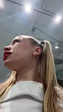Snapshot of Sugar_Pop chatting on September 30, 2:22 pm Sugar Pop online show from September 30, 2:22 pm