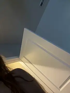 AllesandraLove online show from October 2, 2:00 pm