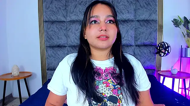 IvannaaVega online show from October 3, 5:12 am