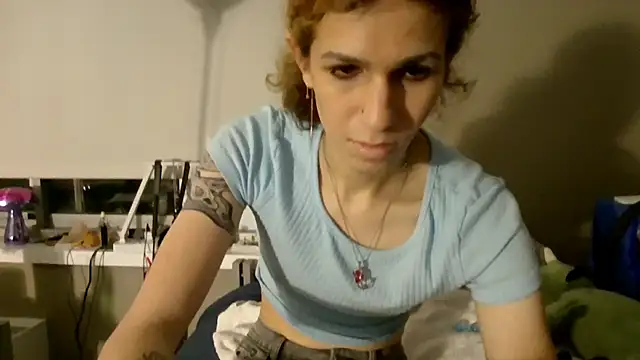 cuddlyavenue online show from October 16, 2:03 am