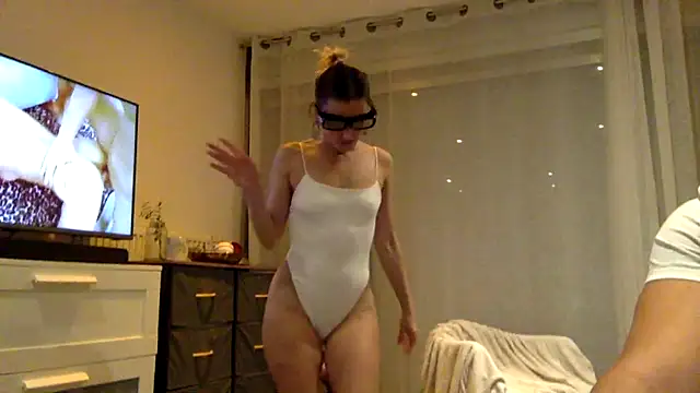 sexyfeetany online show from December 16, 8:15 pm