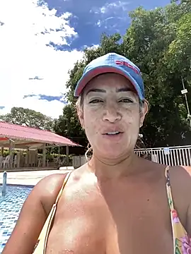 sara peters  online show from October 14, 3:58 pm