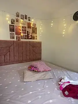 Anabelle 00  online show from February 6, 3:54 am