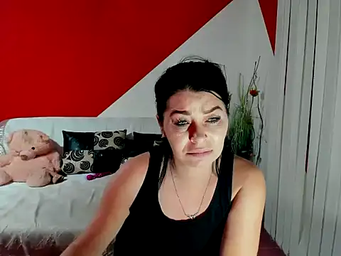 Snapshot of Soffy_Skye chatting on September 22, 8:13 am Soffy Skye online show from September 22, 8:13 am
