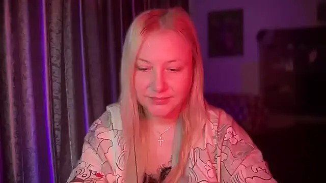 BikiHellena online show from December 18, 7:24 am