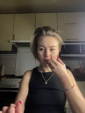 MartaLuna  online show from February 15, 3:33 pm