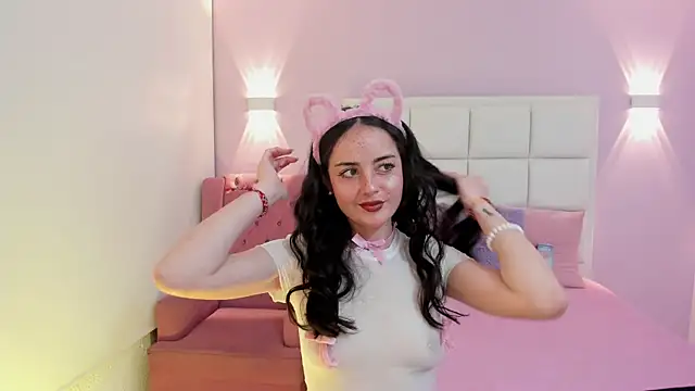 Ashleypetit online show from September 18, 12:15 pm