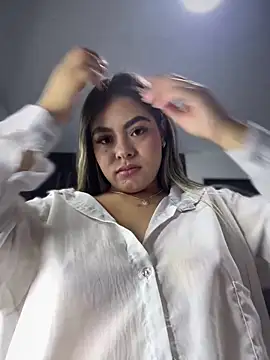 MayaMoanXXX online show from September 22, 1:09 pm