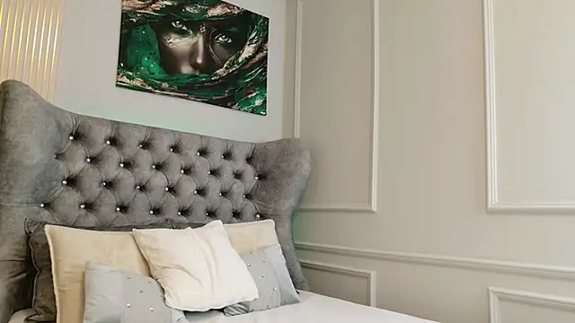 MeganXDesire online show from October 9, 4:49 am