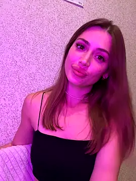 Elizabeth Tay online show from October 12, 8:11 pm