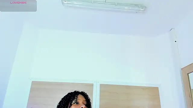 ValeryCortezm online show from November 12, 12:25 pm