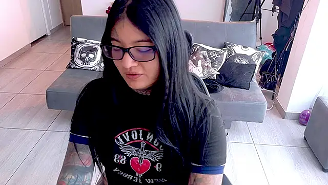 Unatatuada online show from January 14, 6:24 pm