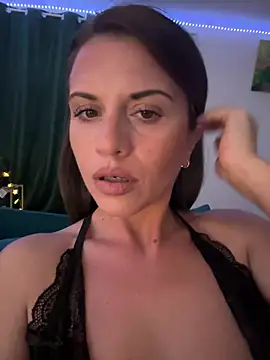 ScarlettNoirr online show from June 24, 7:02 pm