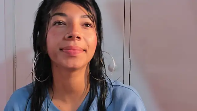 Snapshot of Lesly777_ chatting on September 18, 1:31 pm Lesly777 online show from September 18, 1:31 pm