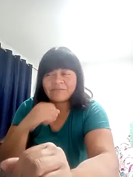 adri89-g online show from November 28, 7:39 pm