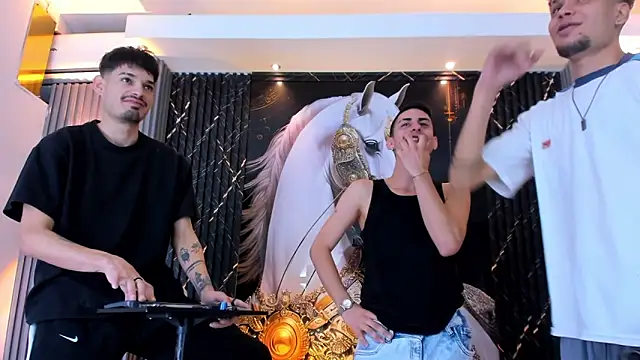 Iam Steven online show from February 26, 12:37 pm