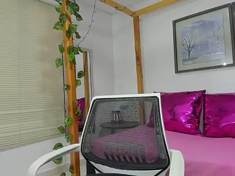 ElianaCollins online show from September 30, 3:01 am