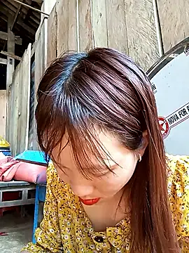 bonnie-00 online show from March 2, 7:09 am