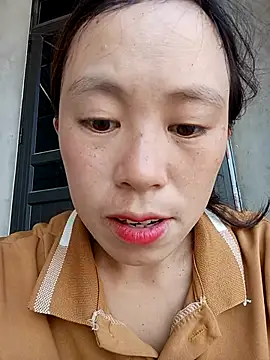 Snapshot of lyuyenkk chatting on October 10, 5:23 am lyuyenkk online show from October 10, 5:23 am