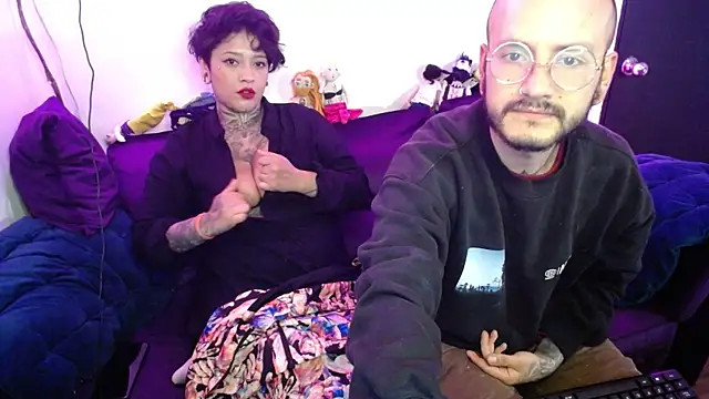 Snapshot of sathariel-secretcouckold chatting on October 12, 9:33 am sathariel-secretcouckold online show from October 12, 9:33 am