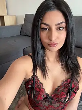 Mia spicyy online show from April 30, 8:41 am