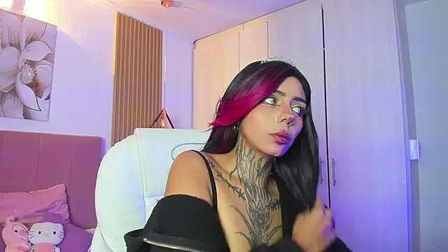 KoraRousee online show from September 30, 3:50 pm