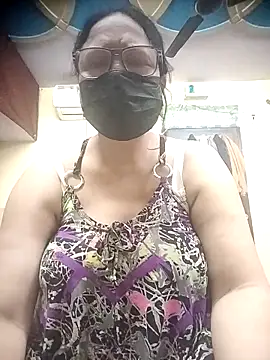 thehotlady online show from March 27, 3:30 am