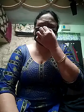 thehotlady online show from January 19, 3:25 am