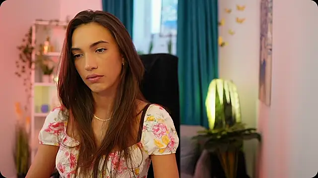Snapshot of Alexis_Love_ chatting on October 8, 1:15 pm Alexis Love online show from October 8, 1:15 pm