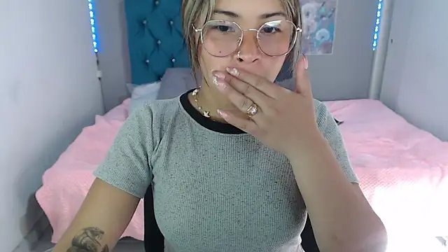 mia sexgirl online show from June 2, 12:28 pm