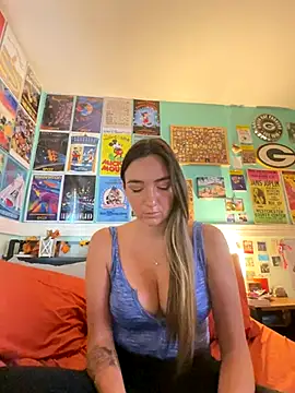 Snapshot of kaybabyx4 chatting on September 13, 4:26 pm kaybabyx4 online show from September 13, 4:26 pm