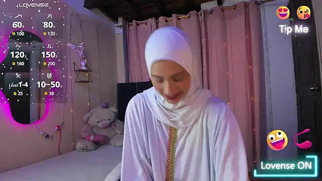 ShanaJamil online show from February 2, 12:15 pm