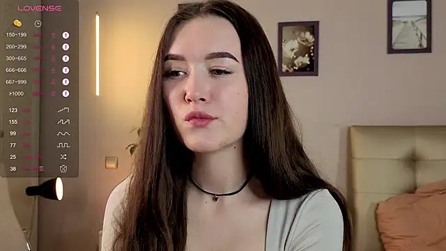 Snapshot of AlinaOrf chatting on October 6, 3:40 pm AlinaOrf online show from October 6, 3:40 pm