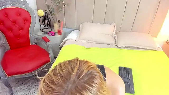 paultte online show from February 10, 3:37 pm