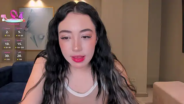 Snapshot of KatieAngelX chatting on October 9, 11:36 am KatieAngelX online show from October 9, 11:36 am