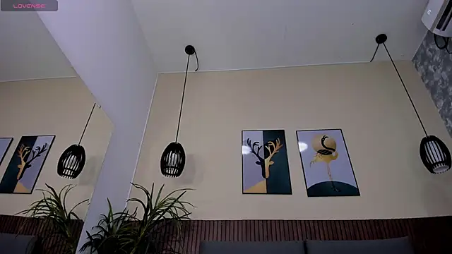 EmillyHarper  online show from November 12, 4:10 am