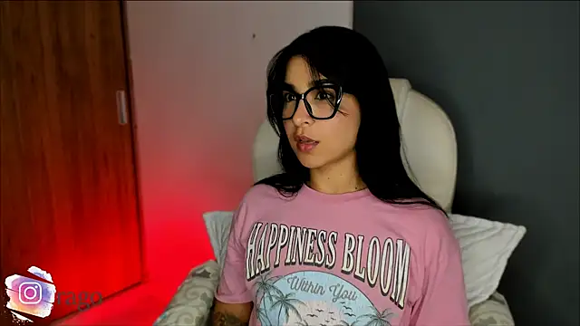 val varago online show from October 10, 1:32 am