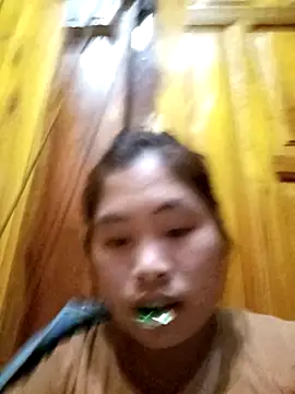 Luyen004 online show from March 21, 1:05 pm