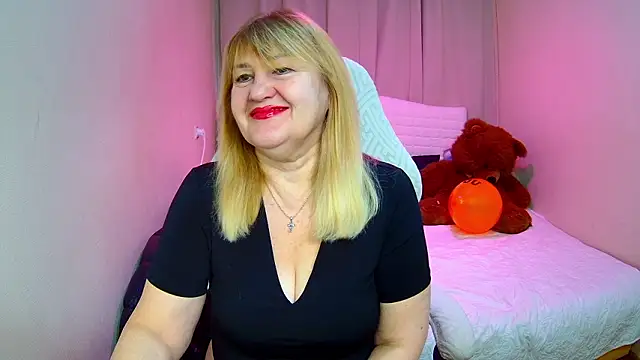 EmmaEllison online show from February 18, 7:29 am