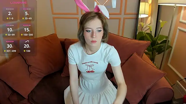 Snapshot of MorgyAsuna_ chatting on October 19, 1:46 pm MorgyAsuna online show from October 19, 1:46 pm